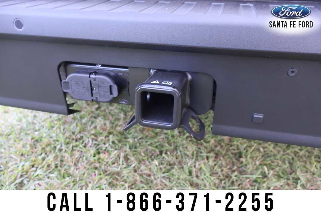 New 2025 Ford Maverick Lariat w/ 4K Tow Package image 9