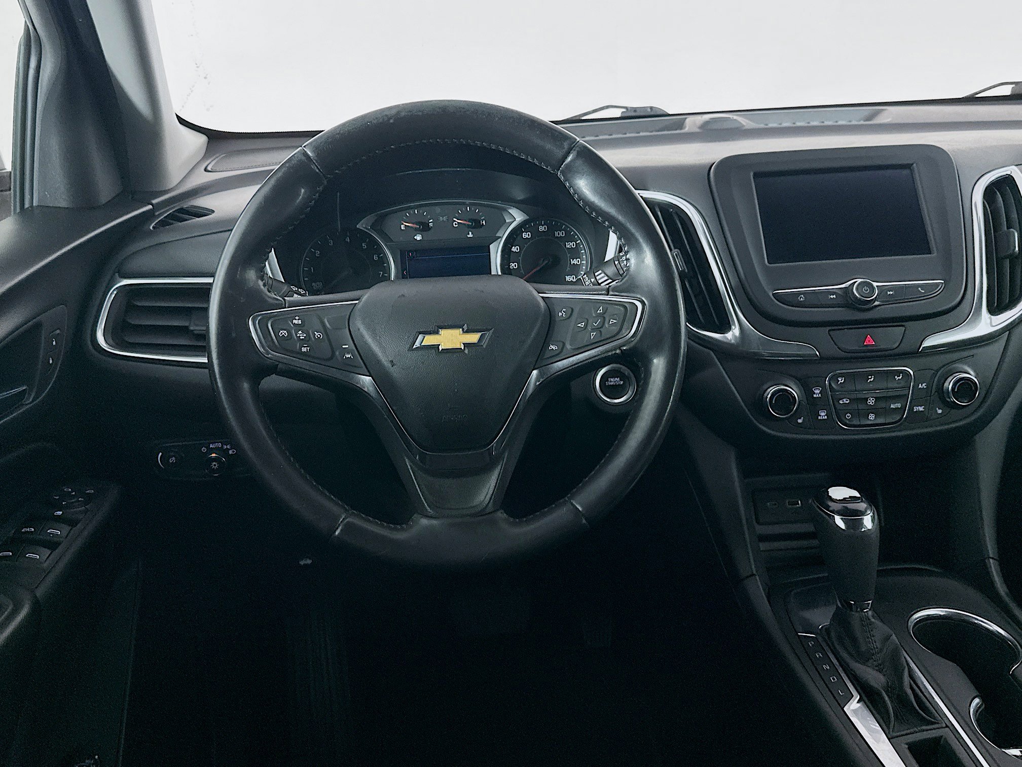 Used 2020 Chevrolet Equinox LT image 18