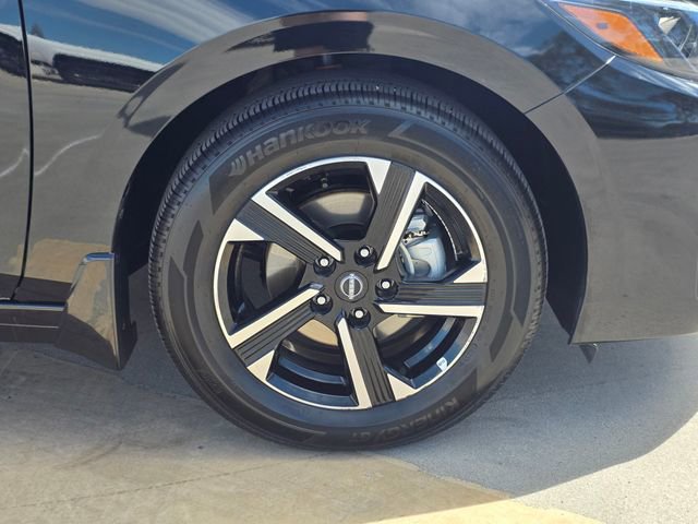 Used 2025 Nissan Sentra SV FWD image 8