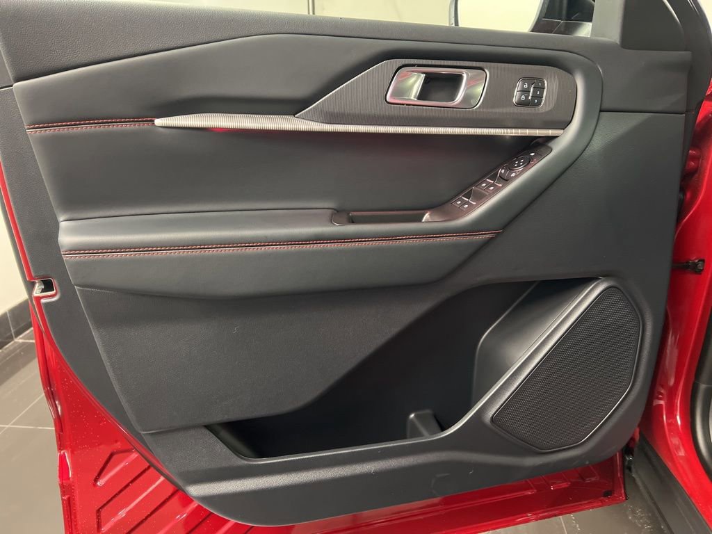 New 2026 Ford Explorer ST-Line w/ ST-Line Street Pack image 30