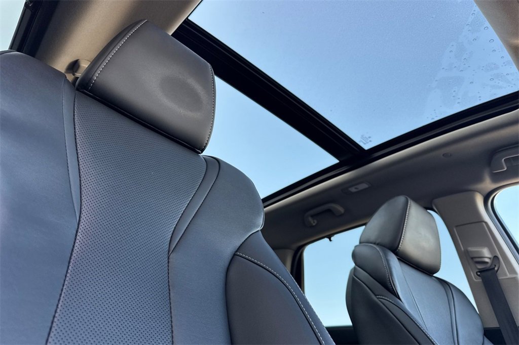 Used 2023 Acura MDX SH-AWD w/ Technology Package image 22