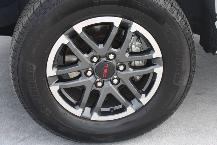 Certified 2024 Toyota Tacoma TRD Sport w/ TRD Sport Upgrade Package AWD/4WD image 10