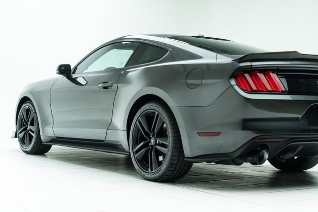 Used 2020 Ford Mustang Premium image 19