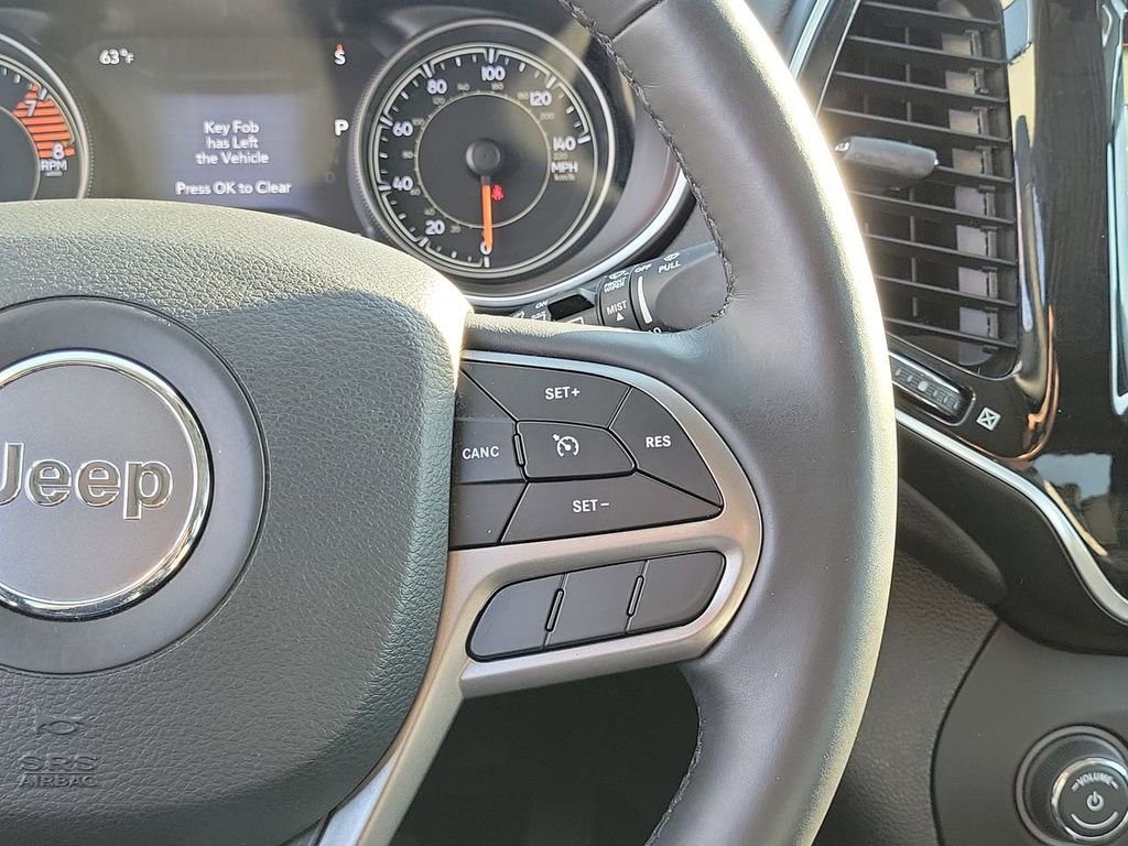 Used 2019 Jeep Cherokee Limited image 28