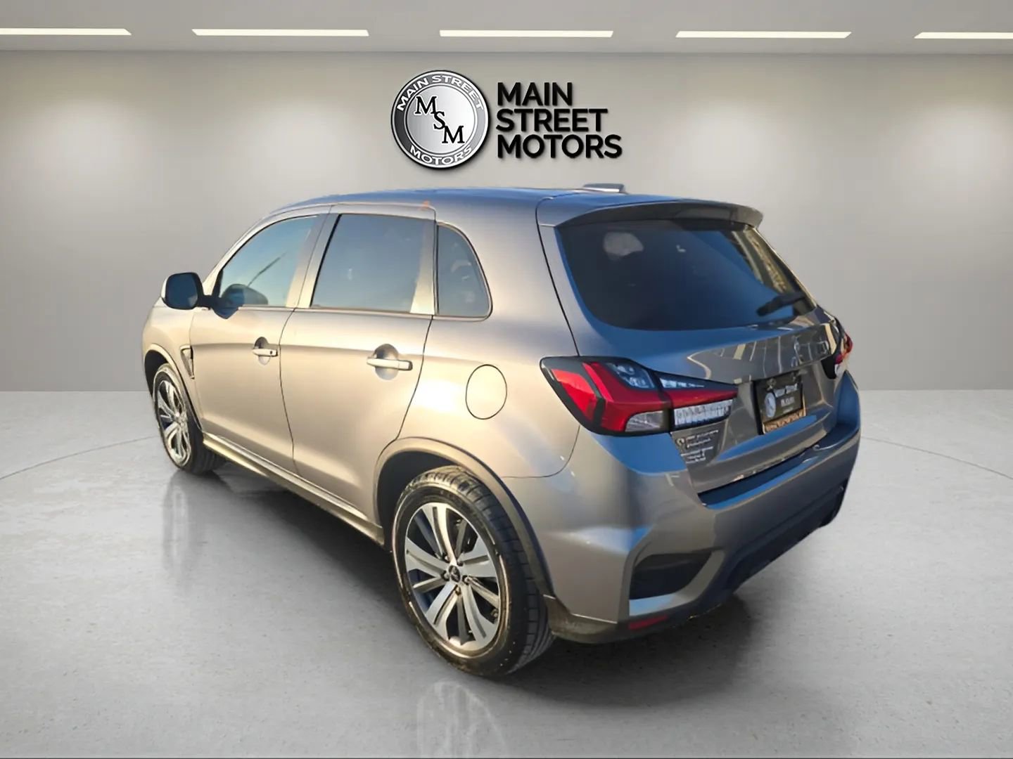 Used 2025 Mitsubishi Outlander Sport AWD image 3