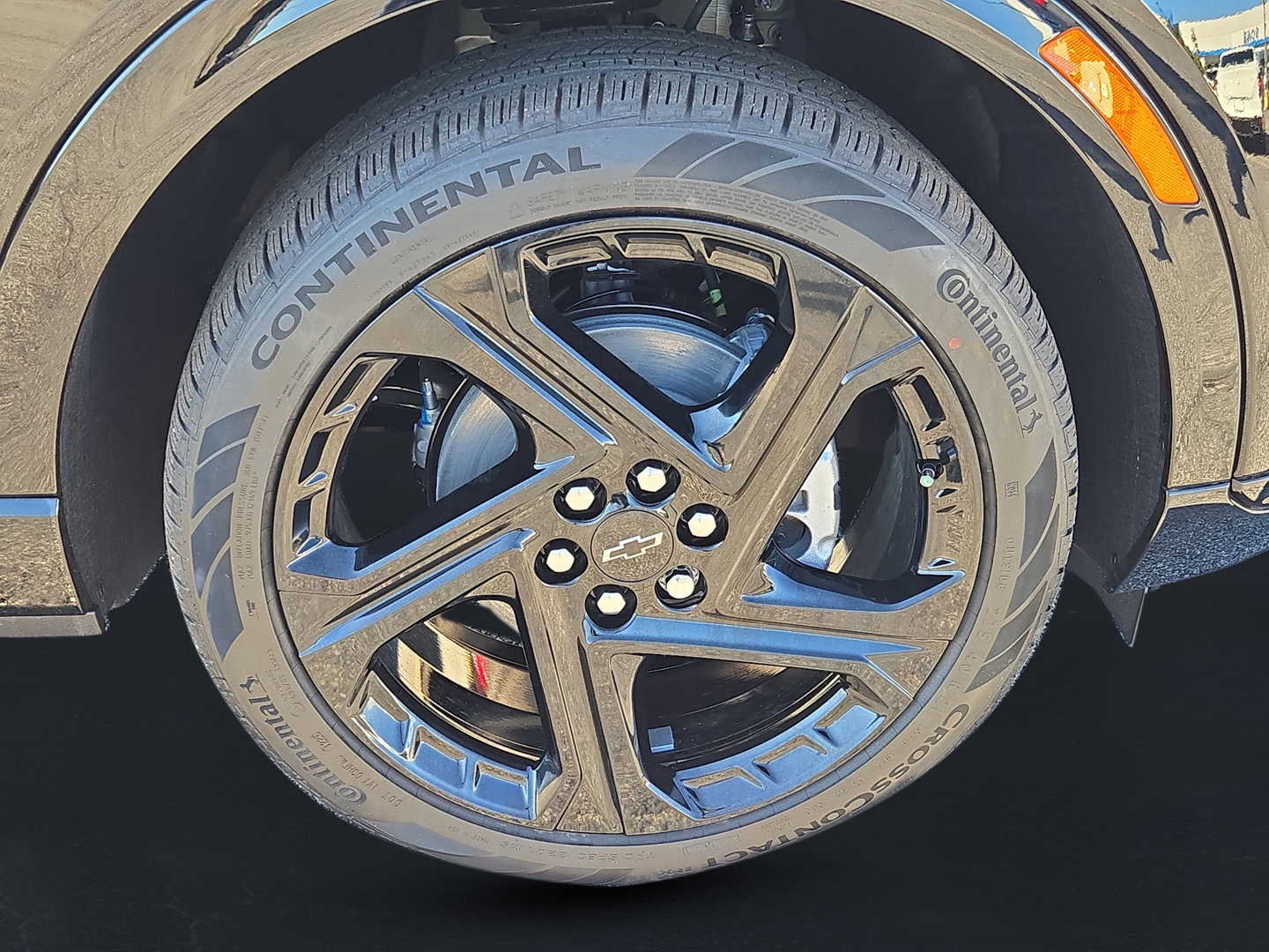 New 2025 Chevrolet Equinox EV RS image 10