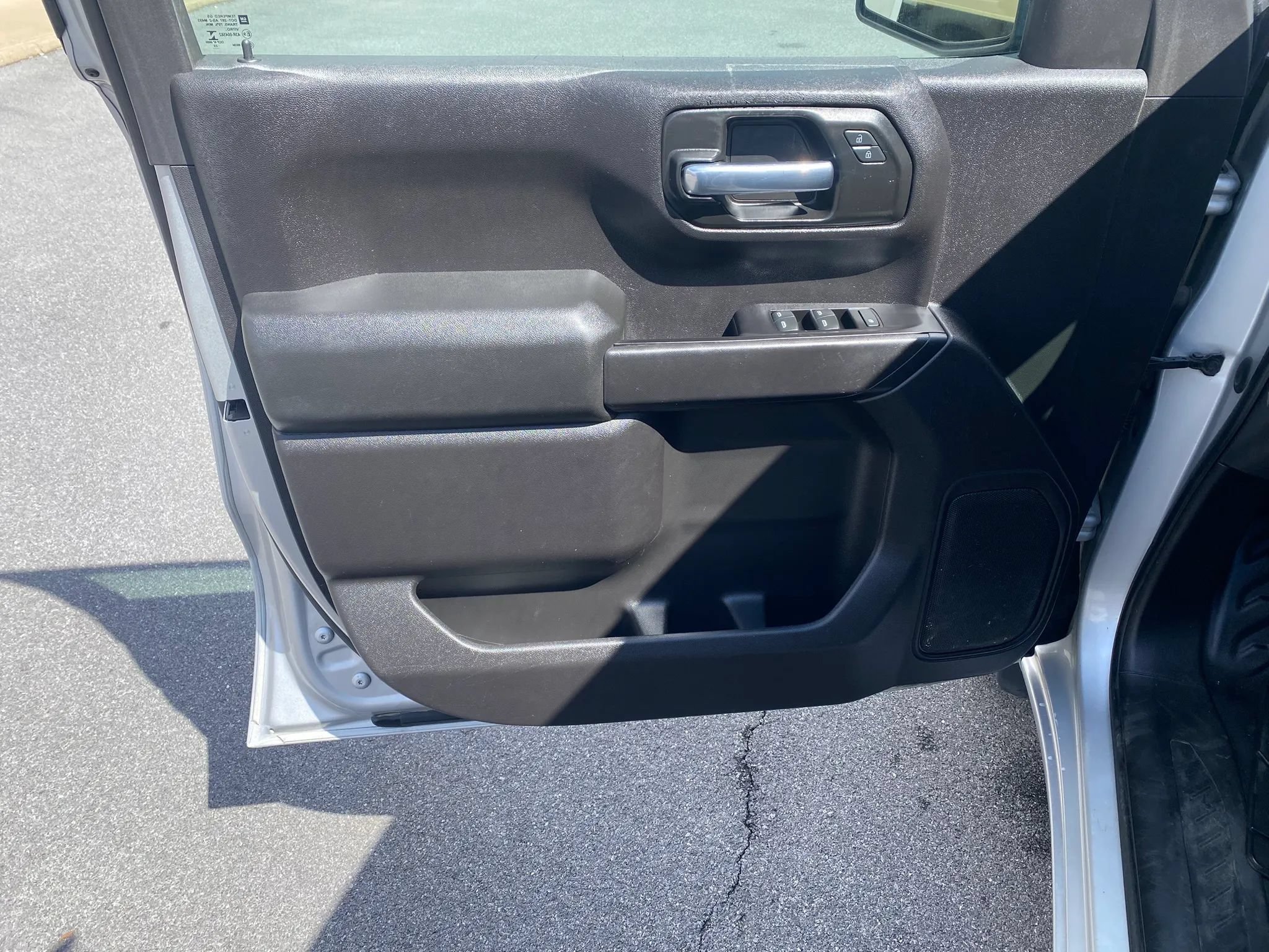 Used 2020 Chevrolet Silverado 1500 W/T w/ Trailering Package AWD/4WD image 8