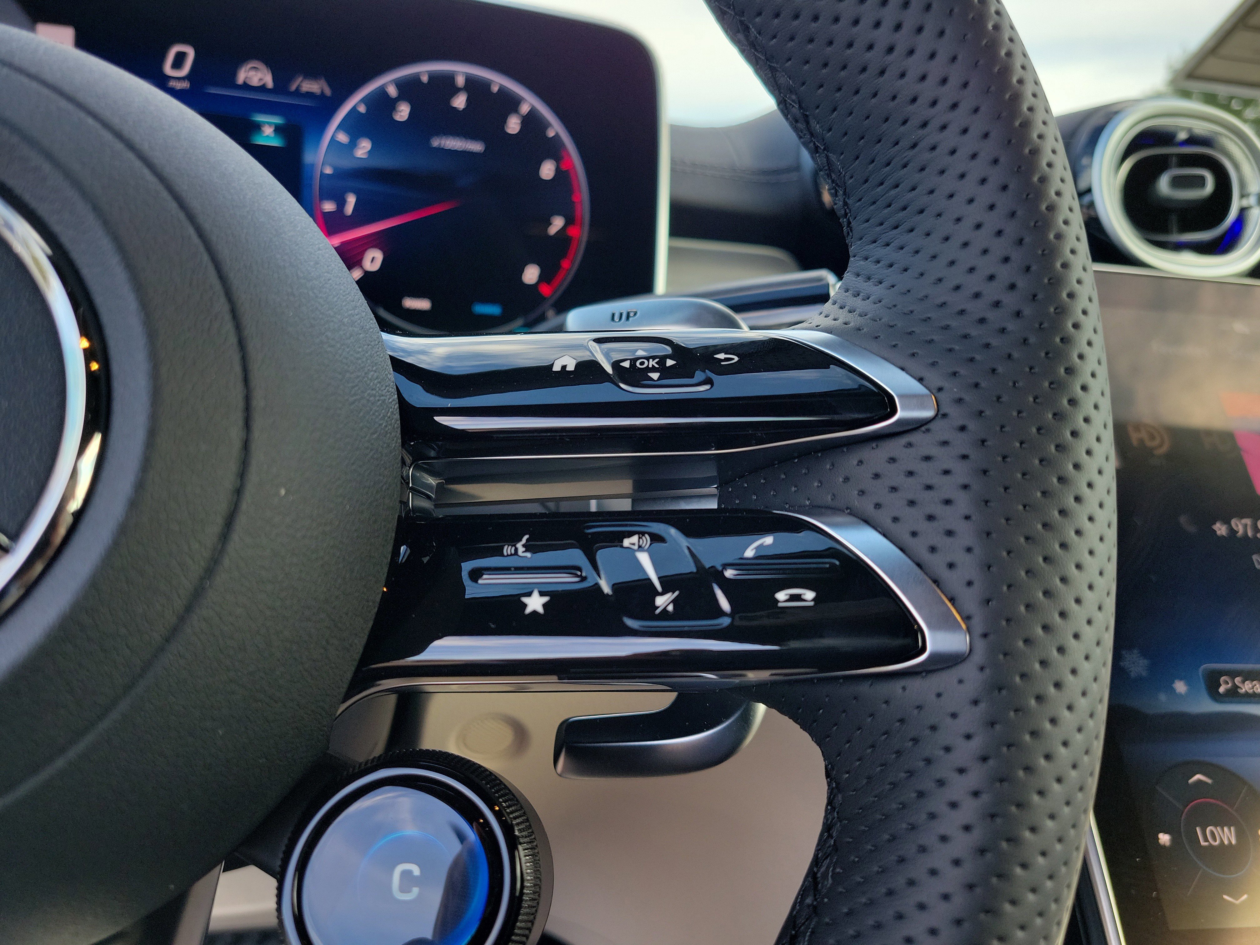 New 2026 Mercedes-Benz CLE 53 AMG 4MATIC Cabriolet image 18