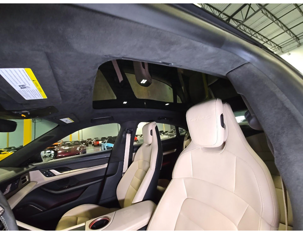 Used 2022 Porsche Taycan Turbo S AWD/4WD image 11