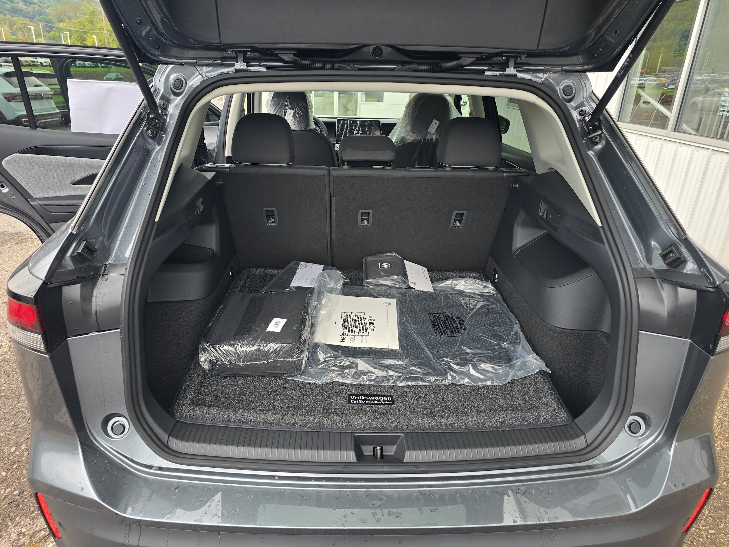 New 2026 Volkswagen Tiguan S AWD/4WD image 11
