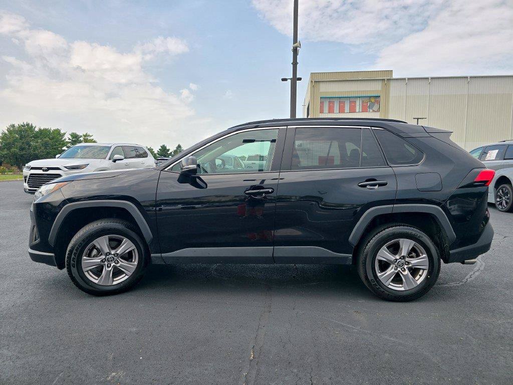 Certified 2025 Toyota RAV4 XLE AWD/4WD image 5