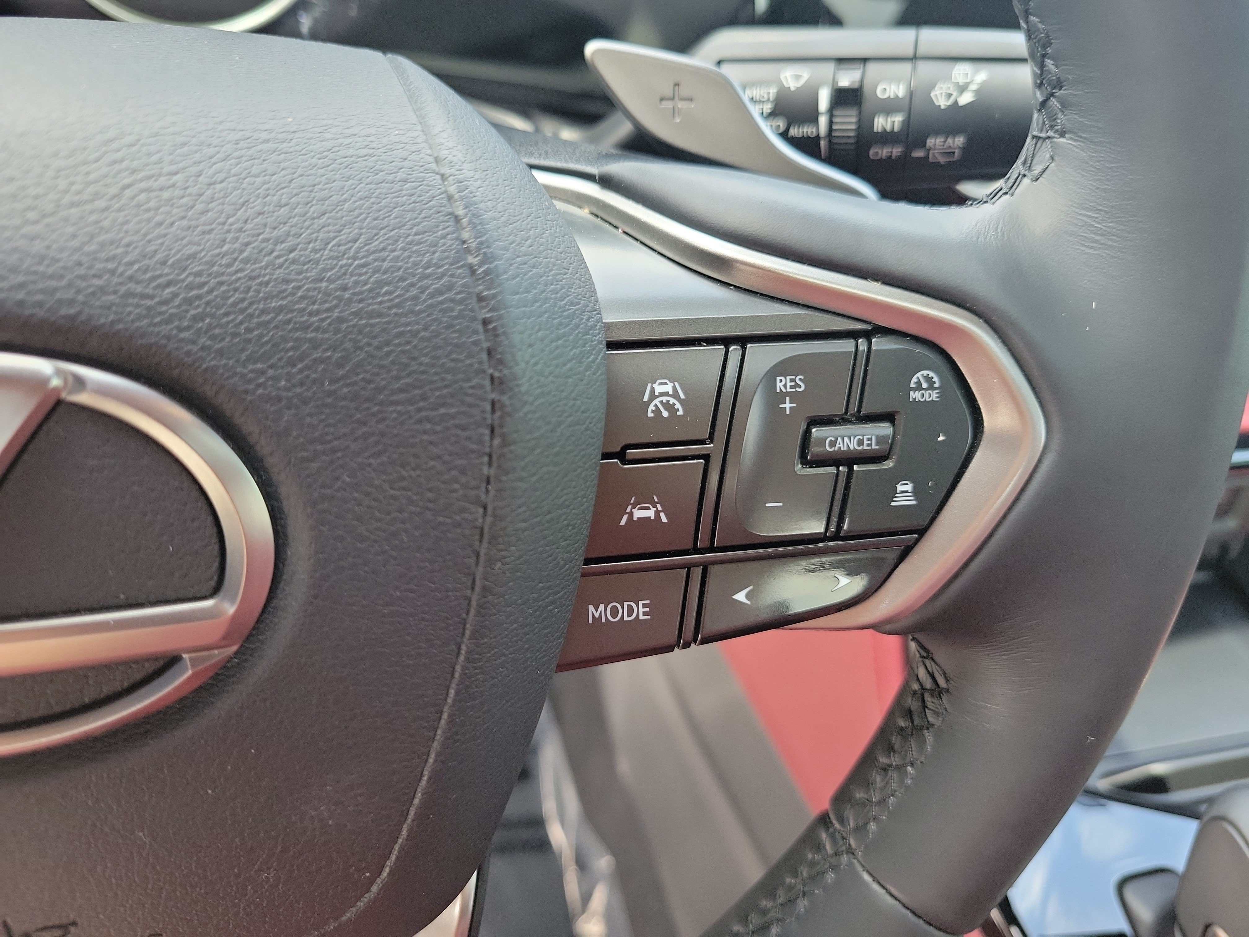 Certified 2025 Lexus NX 250 FWD w/ Towing Package (2000 Lbs) image 27