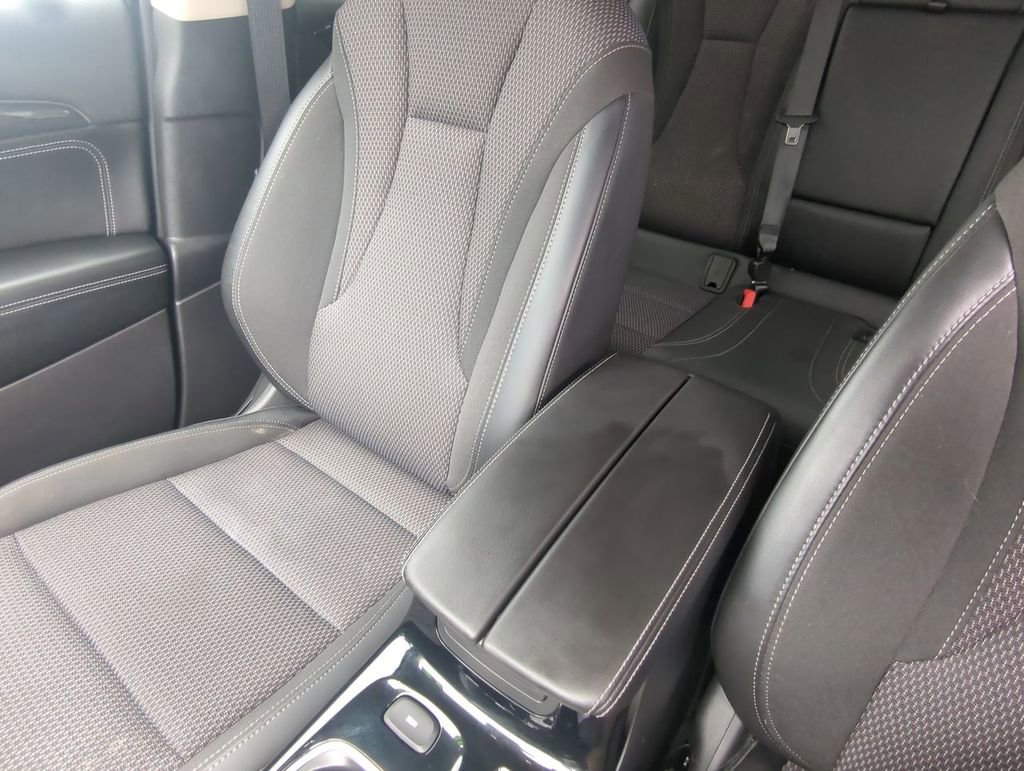 Used 2021 Buick Envision Preferred AWD/4WD image 21