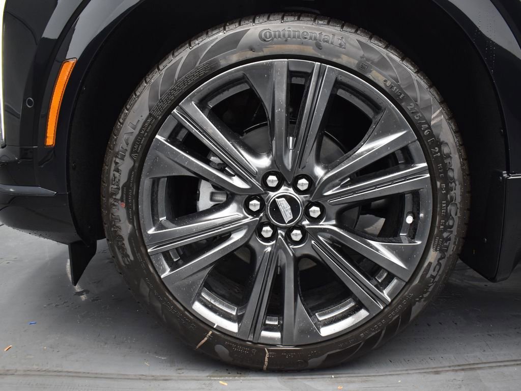 New 2026 Cadillac Optiq Sport 2 w/ LPO, Floor Liner Package image 8