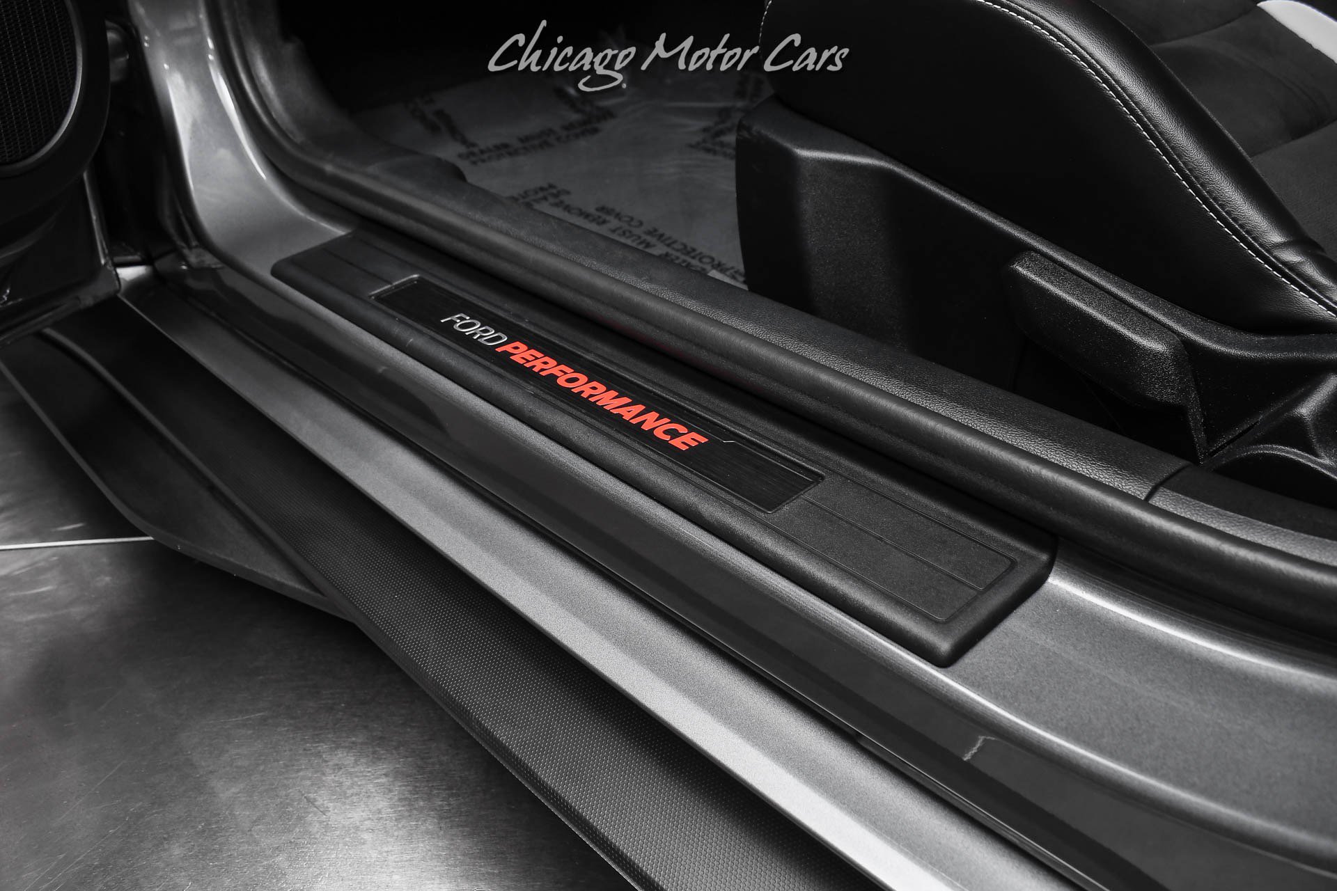Used 2021 Ford Mustang Shelby GT500 w/ Technology Package RWD image 26