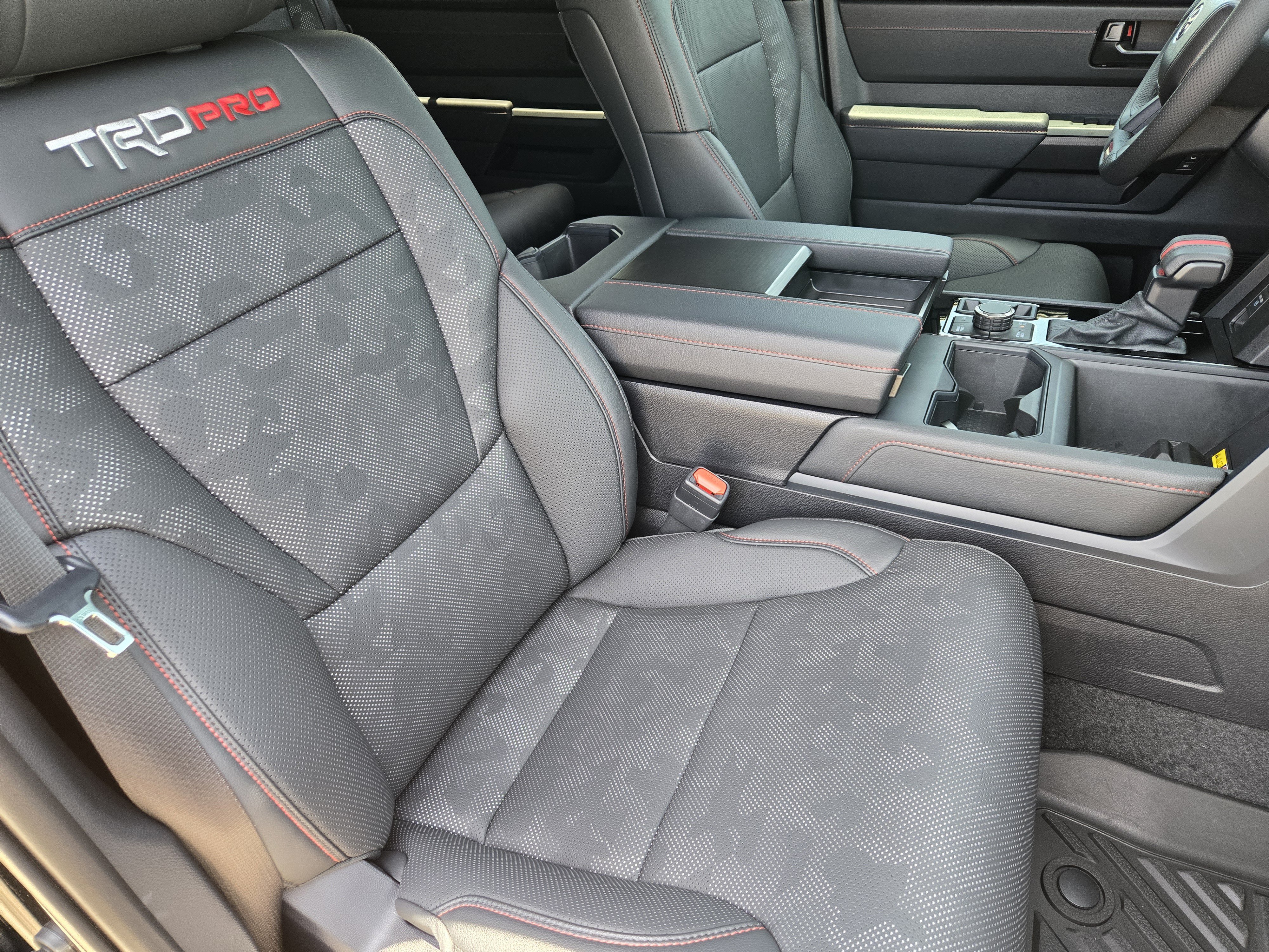 Used 2026 Toyota Sequoia TRD Pro AWD/4WD image 19