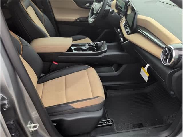 New 2026 Chevrolet Equinox ACTIV w/ LPO, Floor Liner Package AWD/4WD image 28