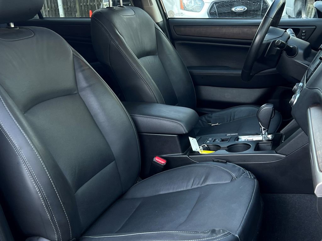 Used 2016 Subaru Outback 2.5i Limited image 12