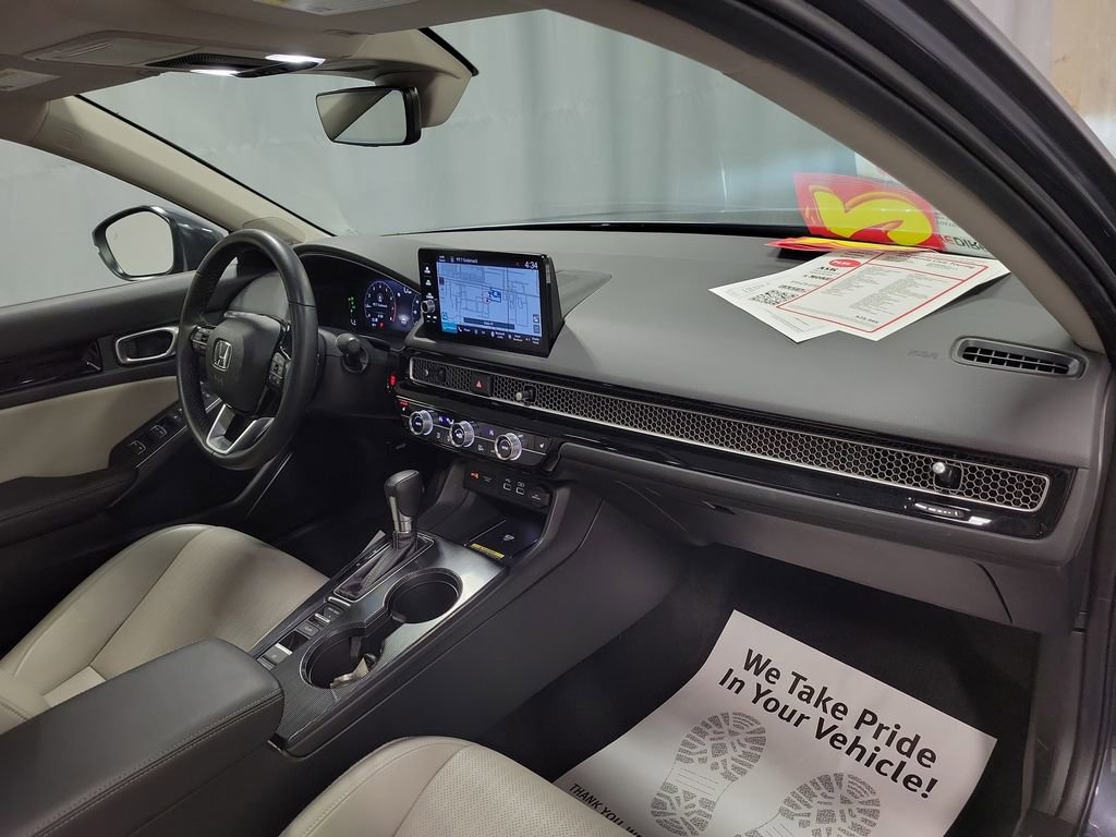 Used 2024 Honda Civic Touring image 28