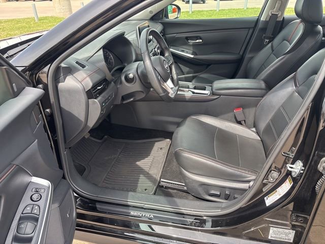 Used 2024 Nissan Sentra SR w/ SR Premium Package FWD image 8