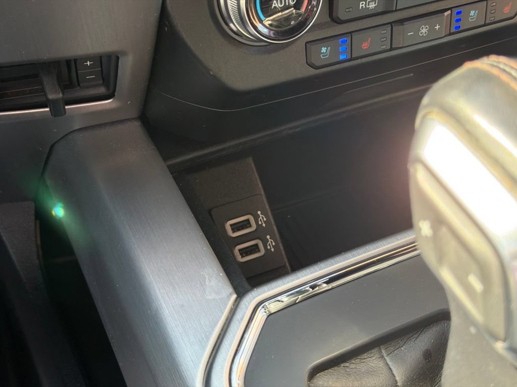 Used 2020 Ford F150 Platinum w/ FX4 Off-Road Package AWD/4WD image 25
