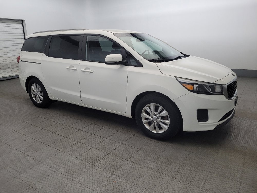 Used 2015 Kia Sedona LX w/ LX Convenience Package image 11