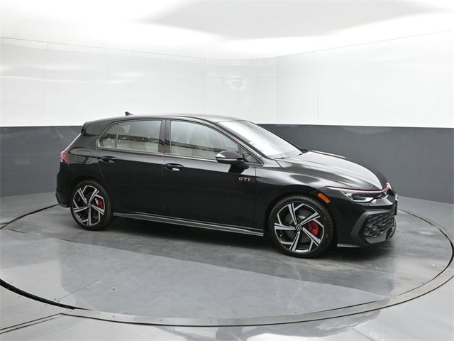 New 2025 Volkswagen GTI SE image 17