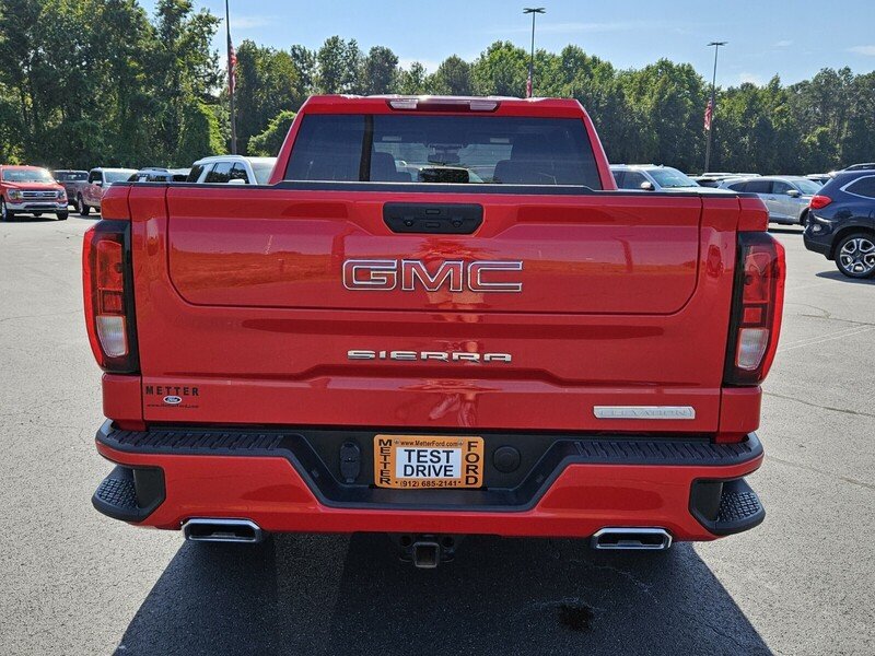 Used 2025 GMC Sierra 1500 Elevation w/ X31 Off-Road Package AWD/4WD image 10
