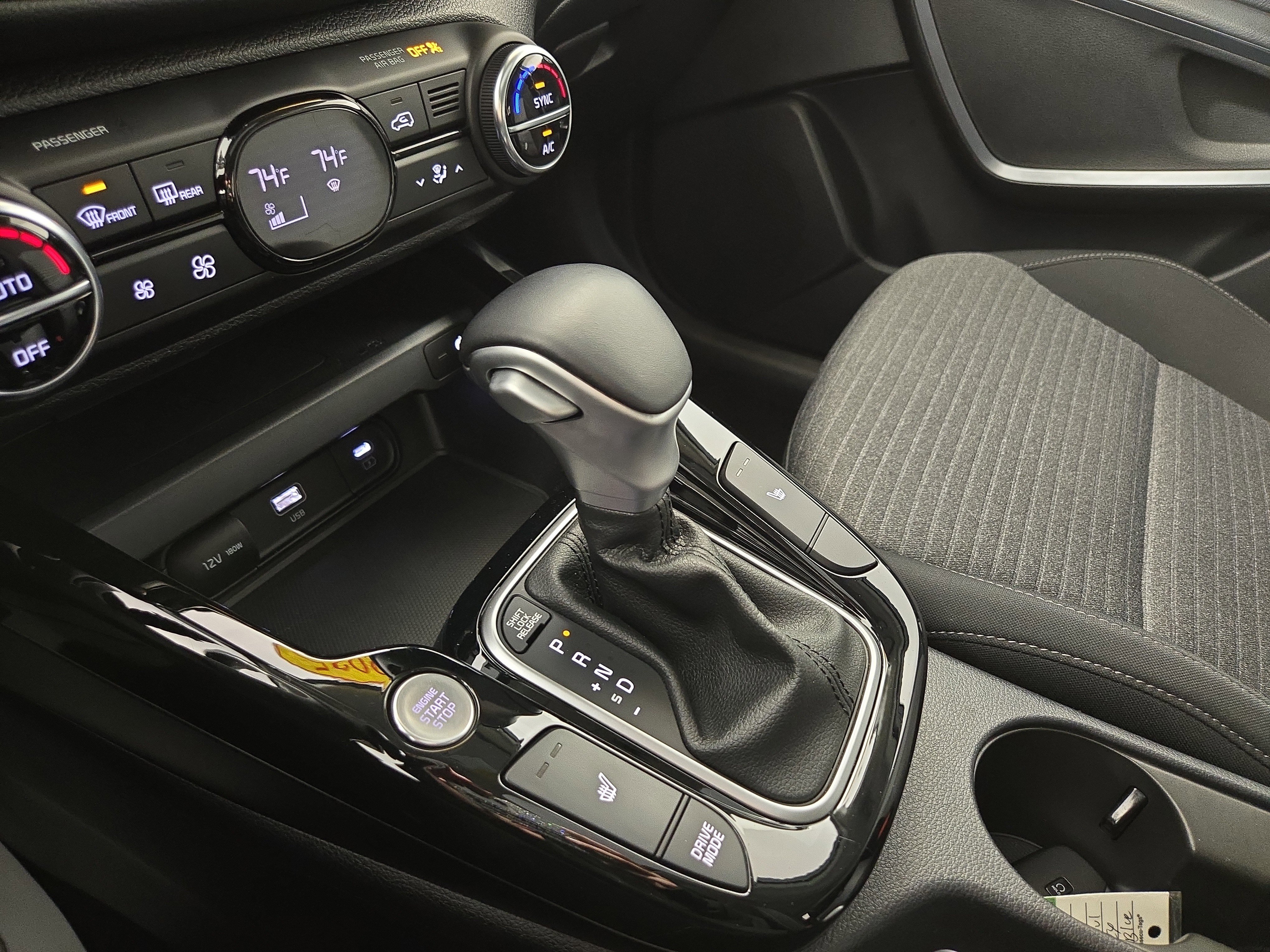 Used 2025 Kia Soul EX image 24