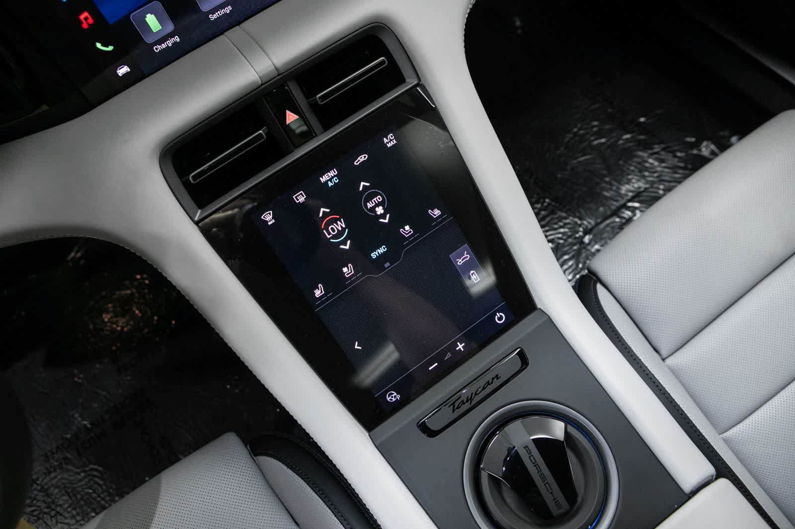 New 2026 Porsche Taycan 4S AWD/4WD image 27