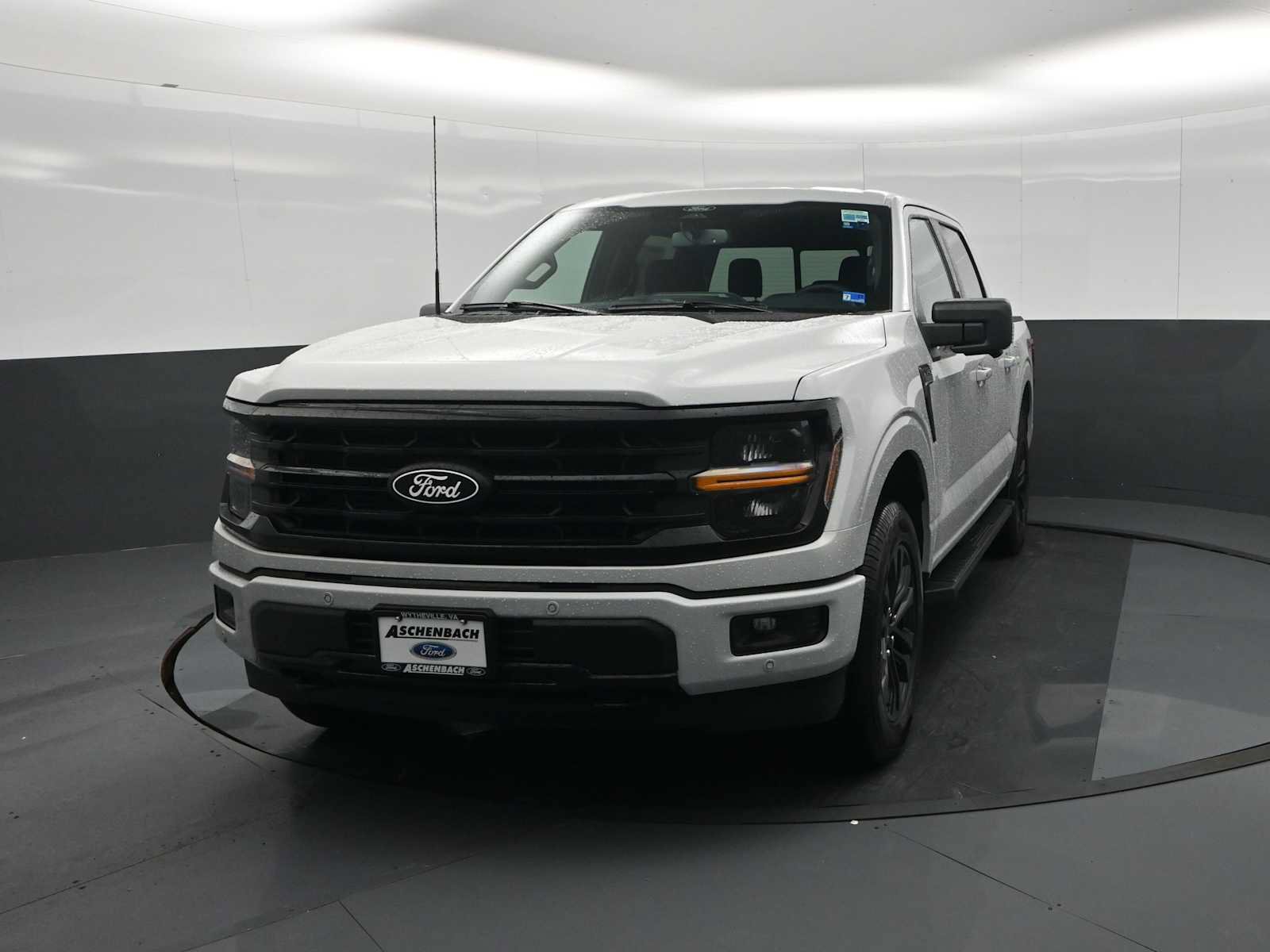 New 2026 Ford F150 XLT w/ Equipment Group 302A MID AWD/4WD image 4