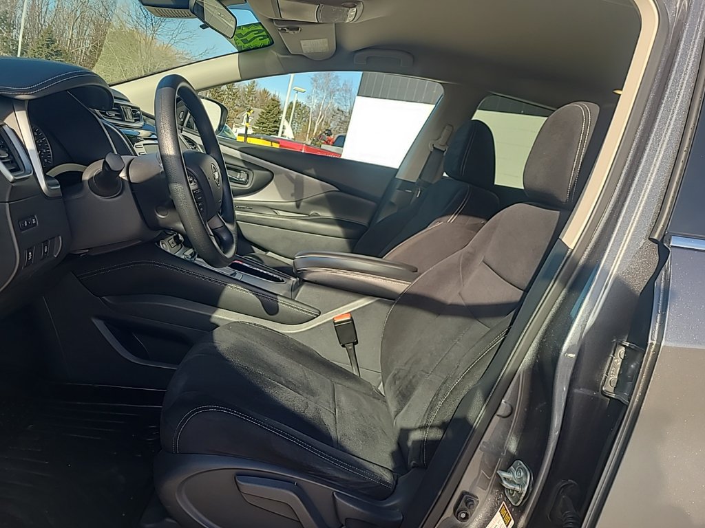 Used 2022 Nissan Murano S AWD/4WD image 10