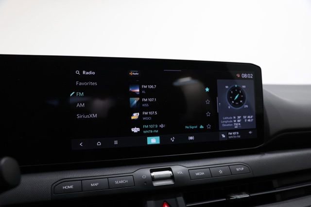 Used 2025 Kia K4 LXS image 25