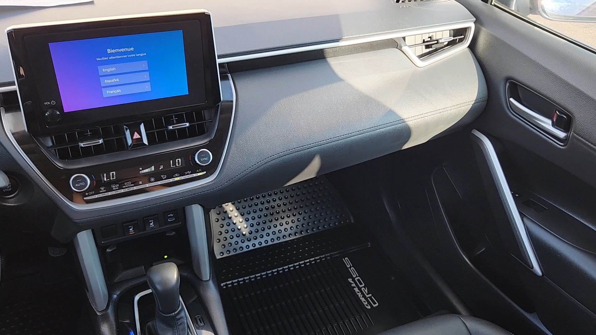 Certified 2025 Toyota Corolla Cross XLE AWD/4WD image 6