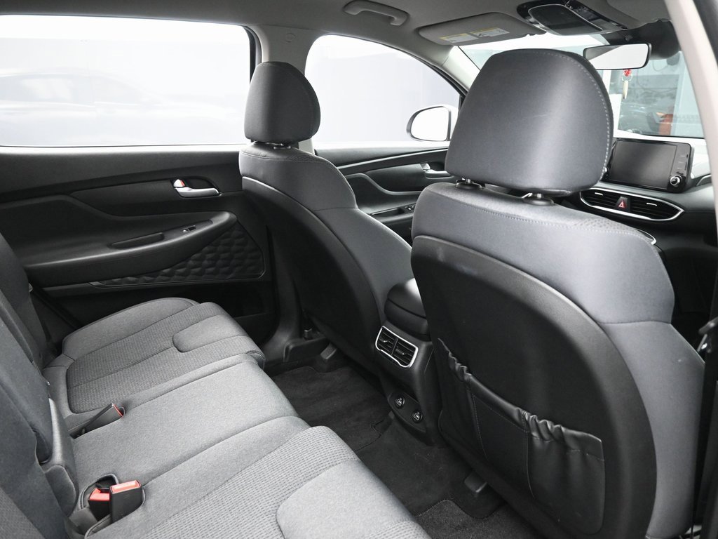 Used 2023 Hyundai Santa Fe SE image 32