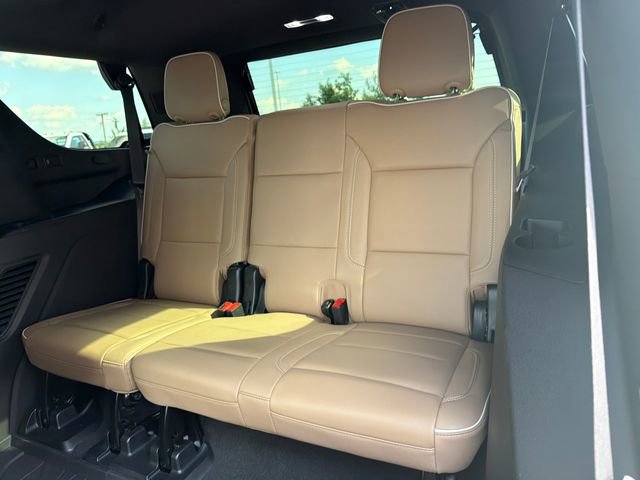 Used 2023 Chevrolet Tahoe Premier w/ Advanced Technology Package AWD/4WD image 38
