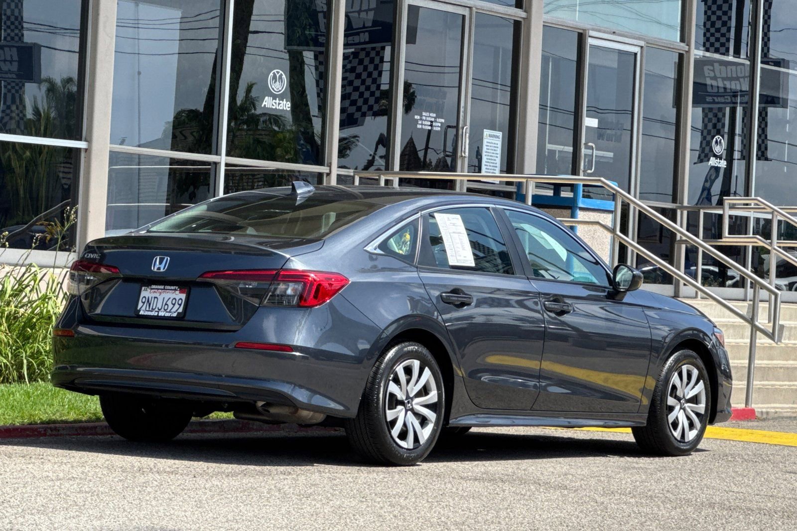 Used 2024 Honda Civic LX image 4