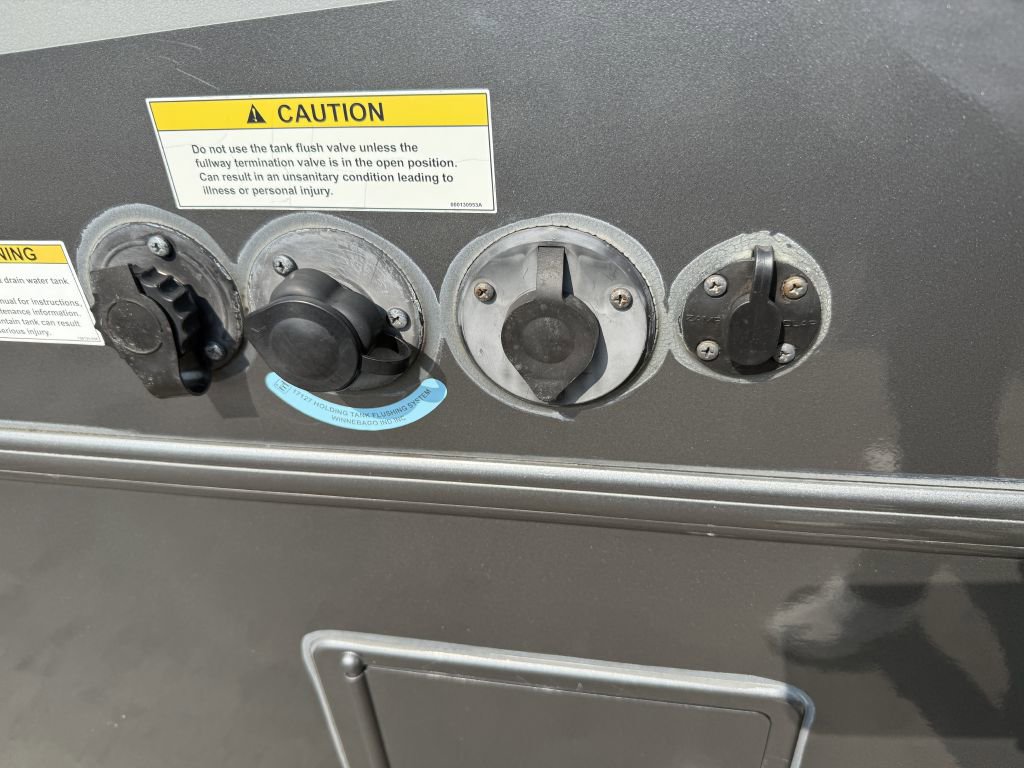 Used 2019 Mercedes-Benz Sprinter 170 image 12