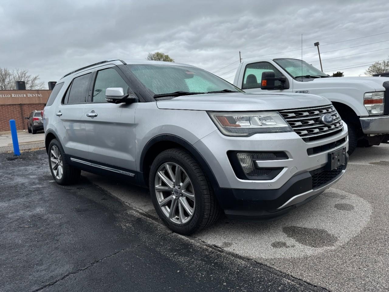 Used 2016 Ford Explorer Limited image 7