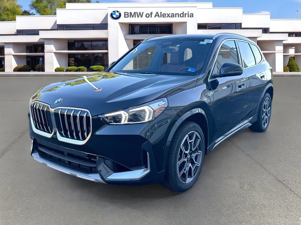 New 2027 BMW X1 xDrive28i AWD/4WD image 1