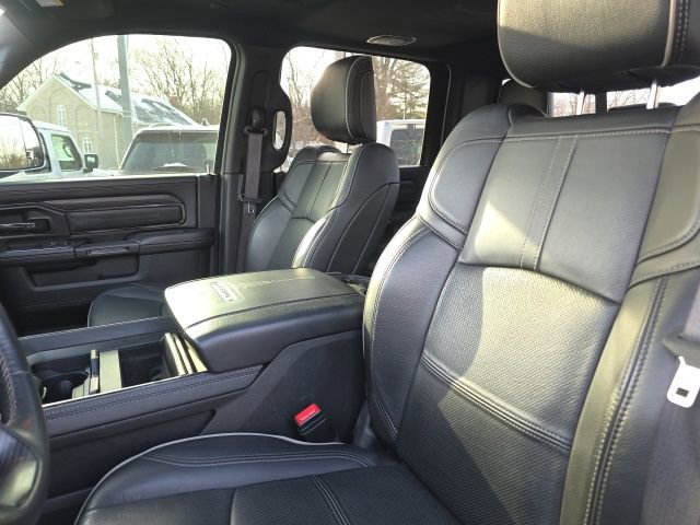 Used 2022 RAM 3500 Limited image 3