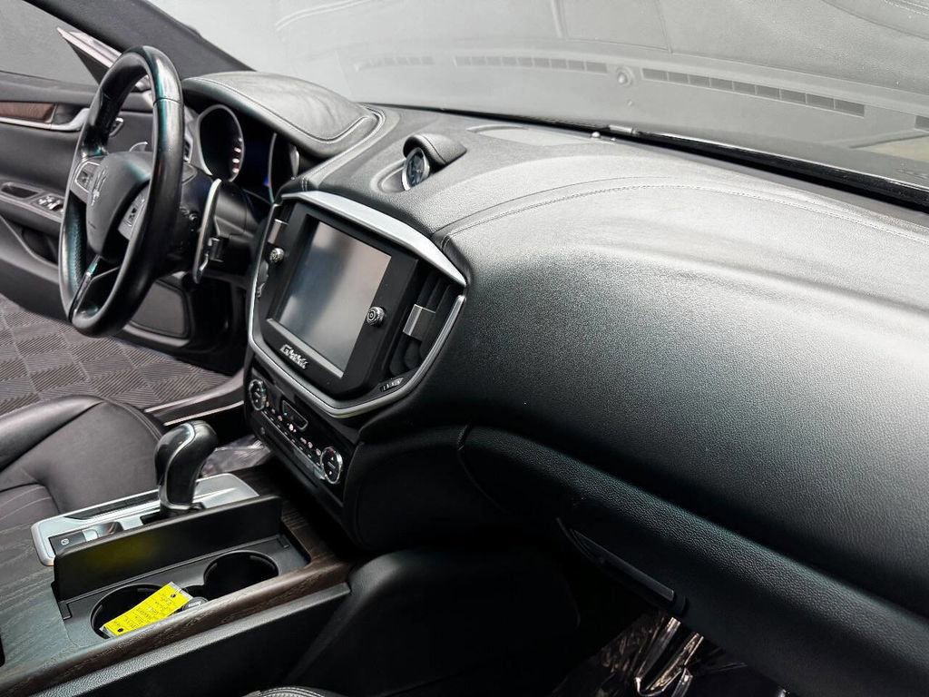 Used 2016 Maserati Ghibli S image 54