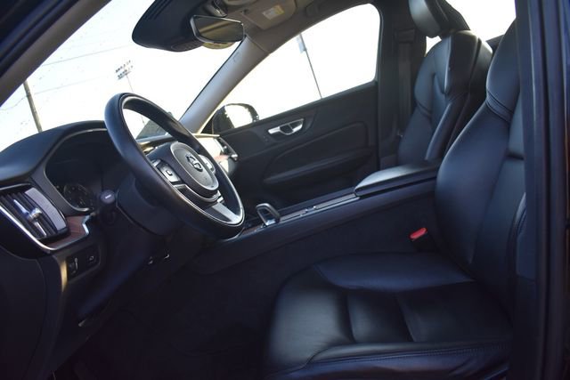 Used 2022 Volvo S60 B5 Momentum w/ Premium Package image 26