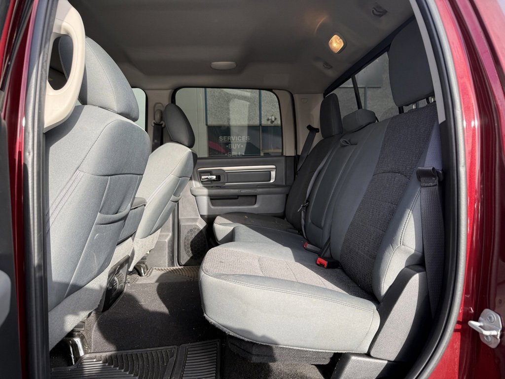 Used 2017 RAM 2500 SLT w/ Luxury Group image 13