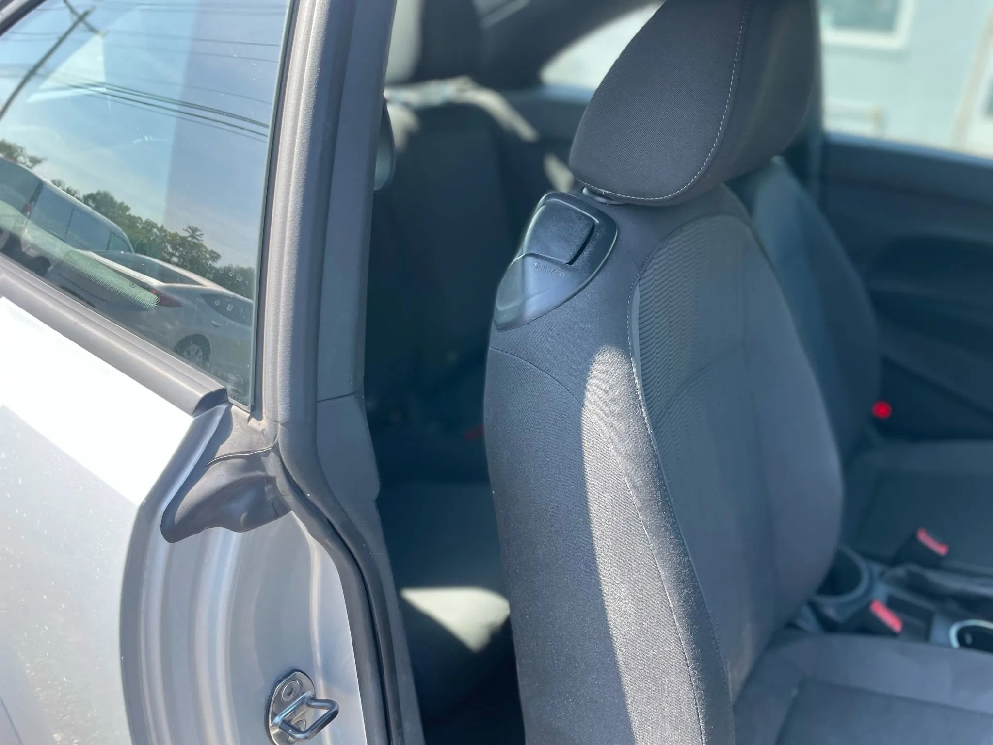 Used 2012 Volkswagen Beetle 2.5 image 21