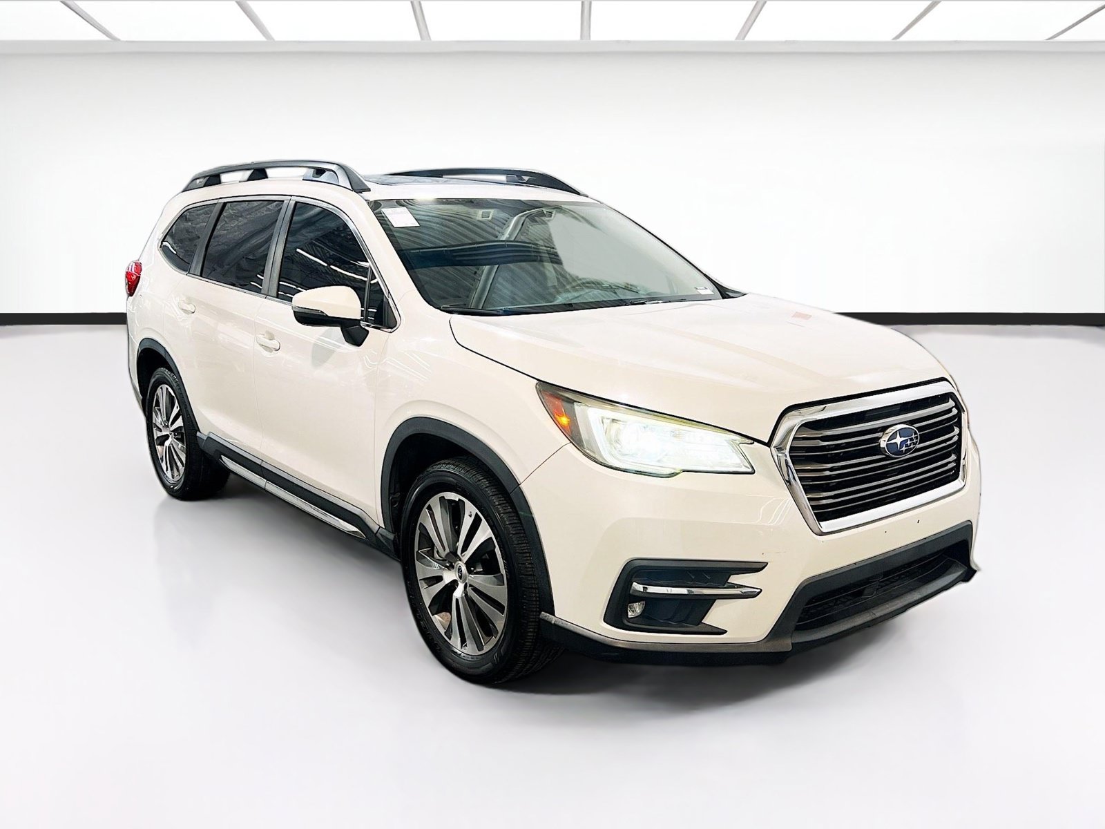 Used 2019 Subaru Ascent Limited AWD/4WD image 3