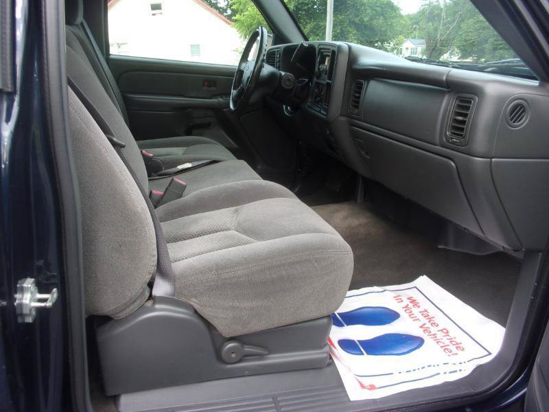Used 2006 Chevrolet Silverado 1500 LT w/ Light Duty Power Package AWD/4WD image 14