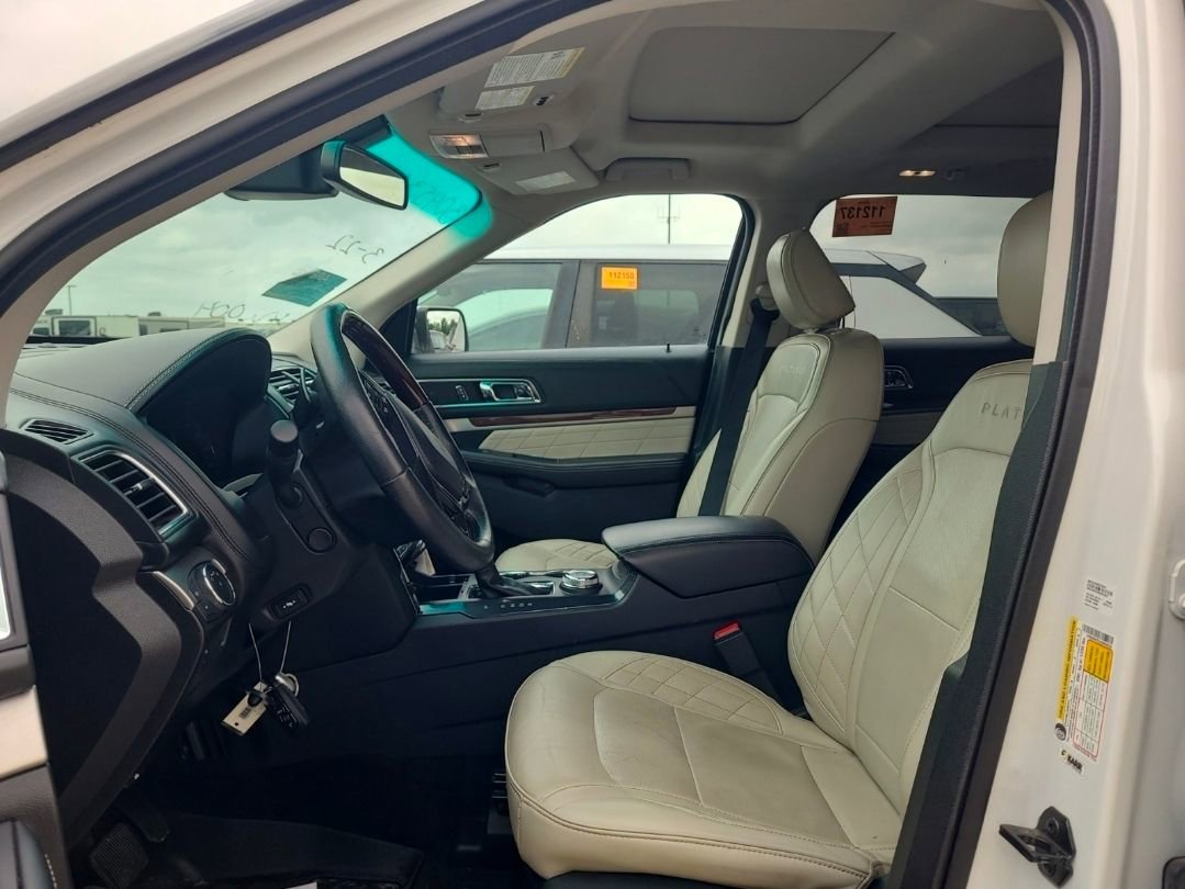 Used 2018 Ford Explorer Platinum AWD/4WD image 16