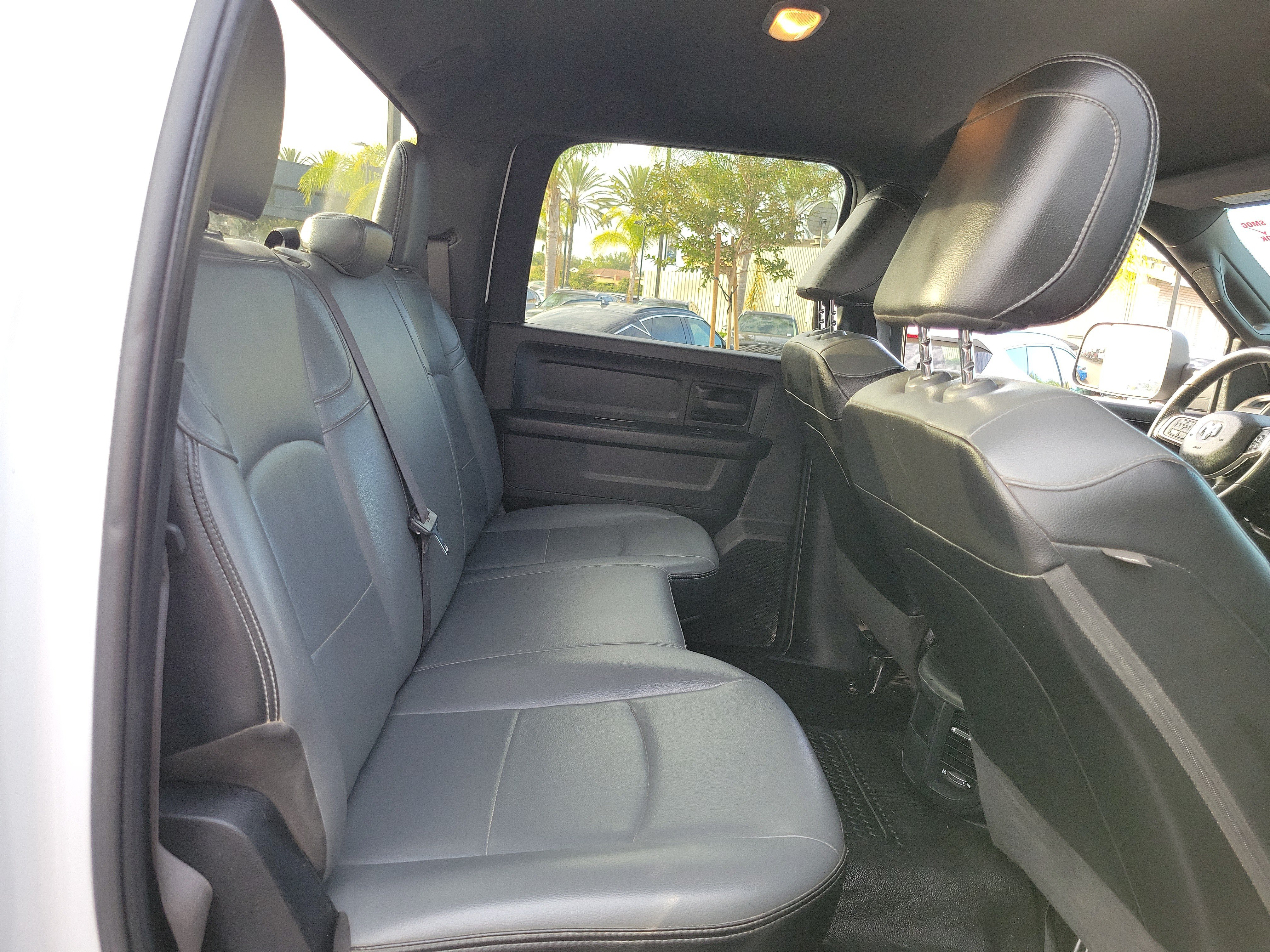 Used 2022 RAM 2500 Tradesman w/ Chrome Appearance Group AWD/4WD image 30