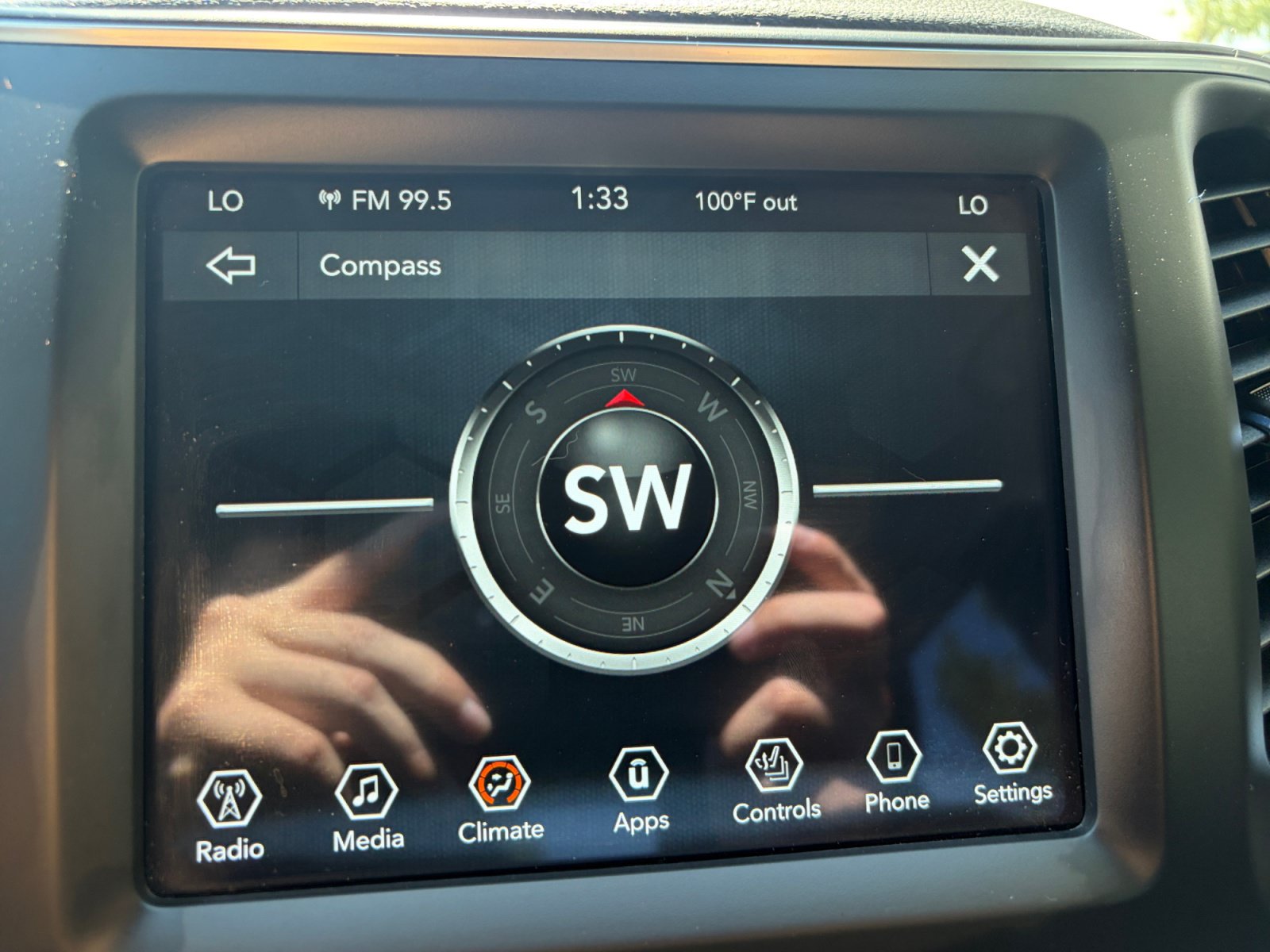 Used 2022 Jeep Cherokee Latitude Lux AWD/4WD image 24